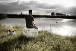 Petromax Kühlbox 50 Liter Alpenweiß -Camping-Abenteuer 20017 Petromax Kuehlbox angeln