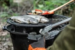 Petromax Feuergrill Tg3 -Camping-Abenteuer Petromax Feuergrill tg3 Lifestyle