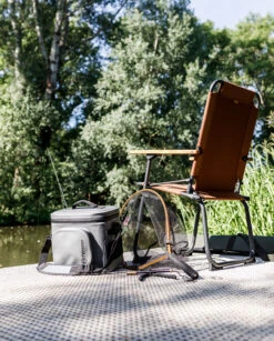 Petromax Kühltasche 22 Liter / Dunkelgrau -Camping-Abenteuer Petromax Kuehltasche 22Liter grau Lifestyle