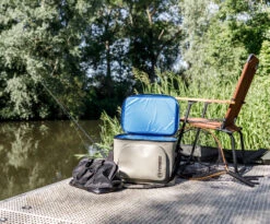 Petromax Kühltasche 22 Liter / Sandfarben -Camping-Abenteuer Petromax Kuehltasche 22Liter sand Lifestyle